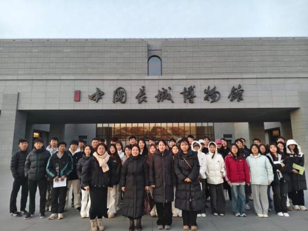 无锡股票配资公司 河北建材职业技术学院开展 “行走中的思政课” 主题实践活动